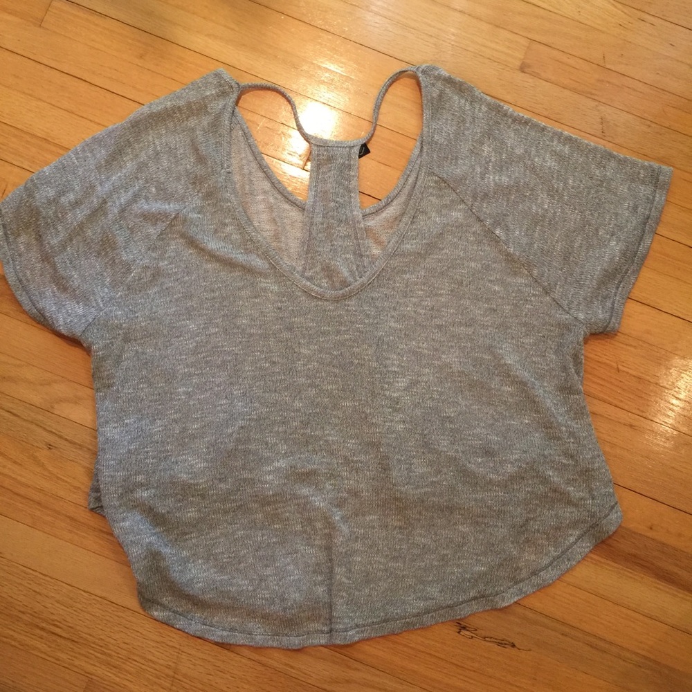 ⭐️ 5/$25 Aeropostale grey top M - Picture 2 of 3
